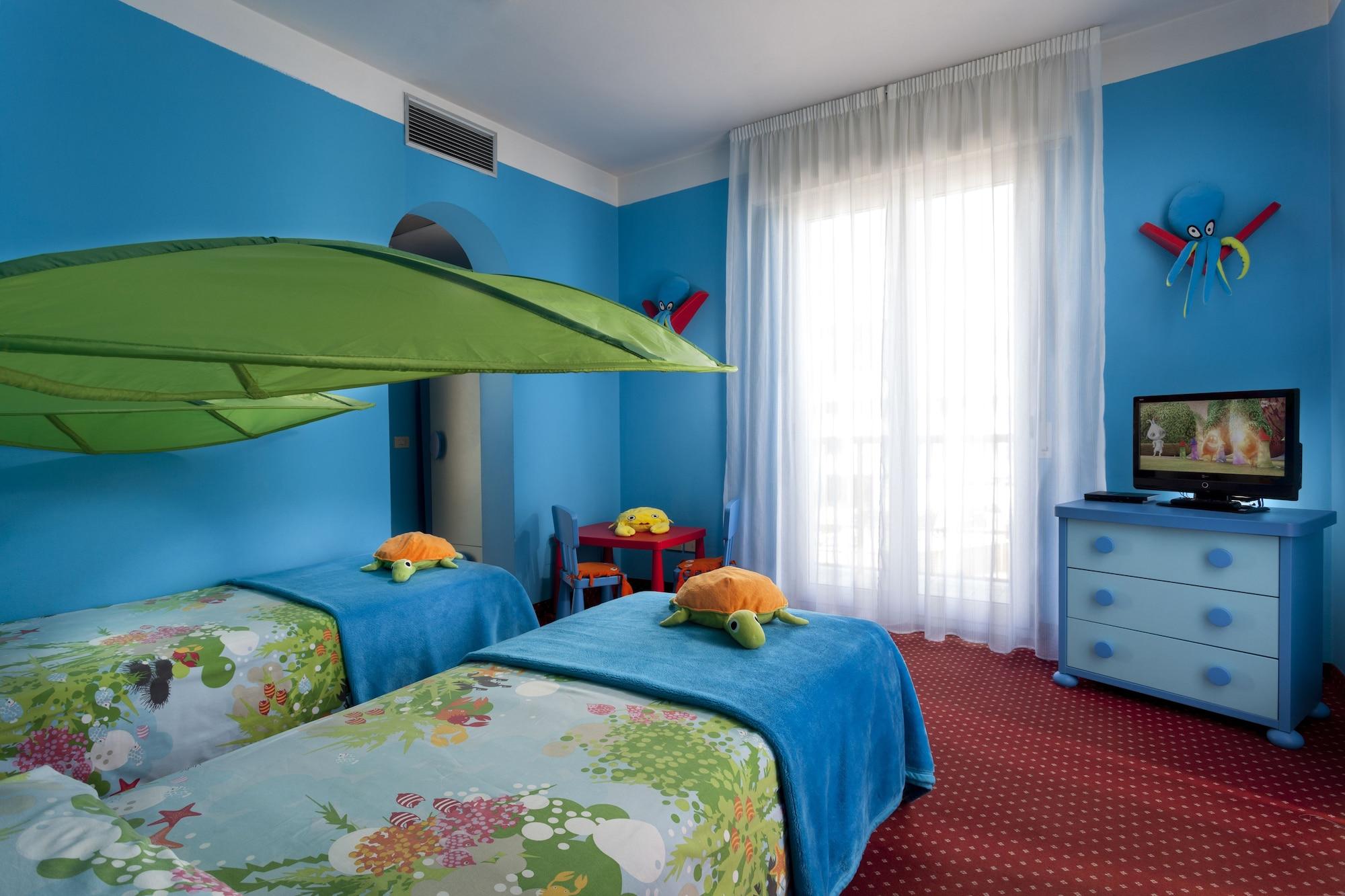 Hotel Milano Helvetia Riccione Buitenkant foto